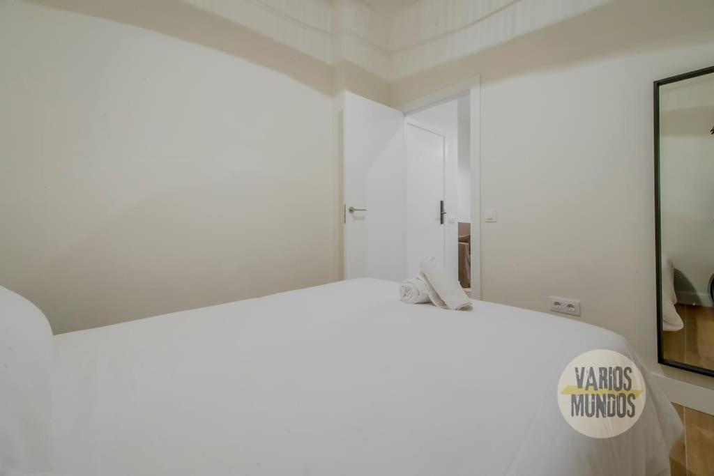Cool Y Centrico Apt 6Px En Plena Plaza Del Carmen E2 Madrid Eksteriør bilde